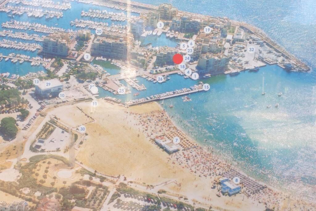 Face Mer Entre Plage Et Marina Борм-ле-Мимоза Екстериор снимка