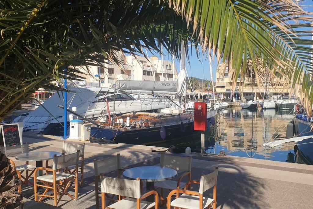 Face Mer Entre Plage Et Marina Борм-ле-Мимоза Екстериор снимка